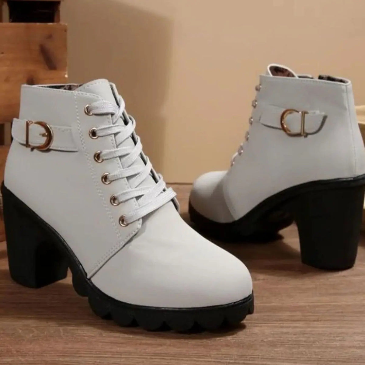 Women's Platform Lace Up Boots