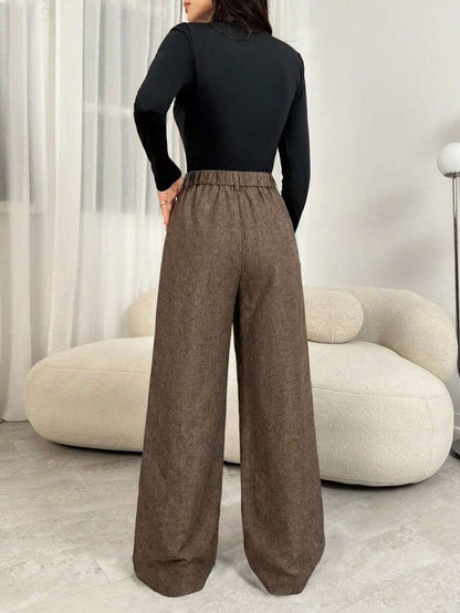 Women's Pleated Wide Leg Trousers