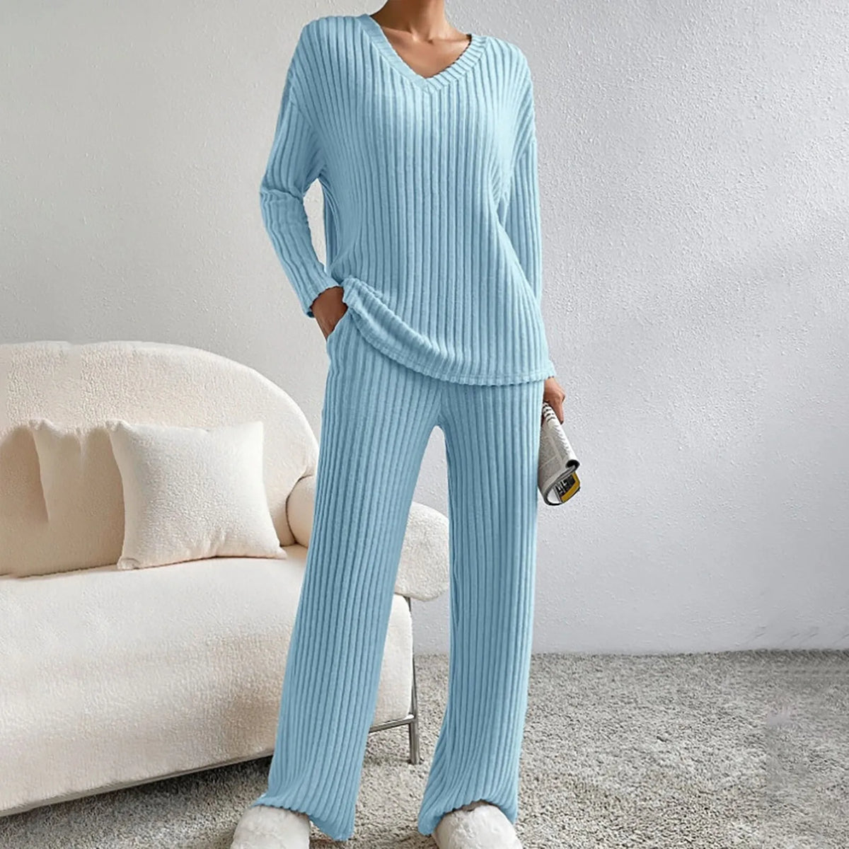 Women's Ribbed V-Neck Knit Set